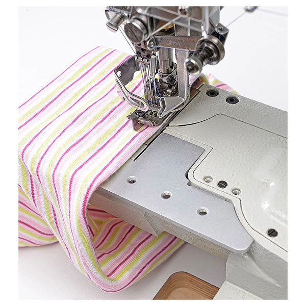 Máquina Recubridora de Brazo Typical GK337