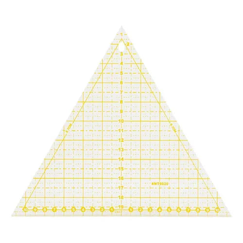 Regla en forma  triangular marcada  en cm para cortar  piezas de tela para  patchwork. (22 cm).