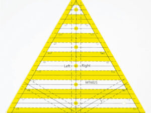 Regla en forma  triangular marcada  en cm para cortar  piezas de tela para  patchwork.