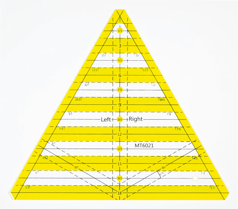 Regla en forma triangular marcada en cm para cortar piezas de tela para patchwork.