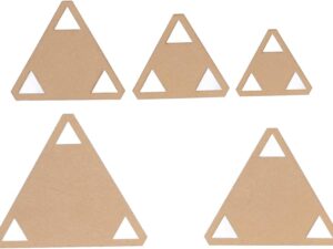 Kit que incluye 5 plantillas transparentes triangulares para&nbsp;cortar con un margen de costura de 1/4