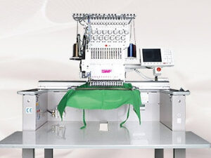 SWF-E/T1201C. Máquina bordadora de 1 cabeza, 12 hilos