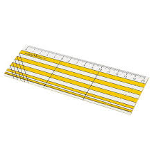 Regla 15 cm  de plástico.