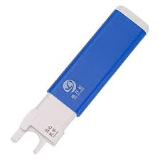 Enhebrador de  agujas azul